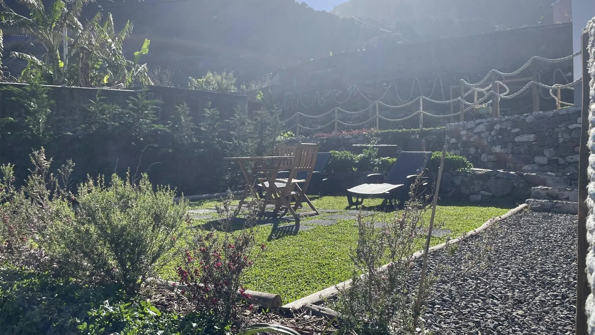Apartman Casas Das Hortas, Studio Vista Jardim E Serra Seixal
